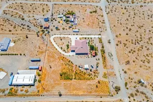 3789 Luna Rd, Phelan, CA 92371 - Photo 5