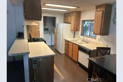 106 Amalfi, Santa Ana, CA 92703 - Photo 3