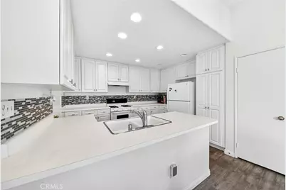 40644 Corte Albara, Murrieta, CA 92562 - Photo 15