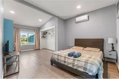 2040 Kilson Drive, Santa Ana, CA 92707 - Photo 15