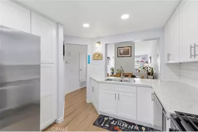 701 S Hayward #18, Anaheim, CA 92804 - Photo 11