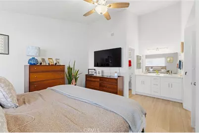 701 S Hayward #18, Anaheim, CA 92804 - Photo 17
