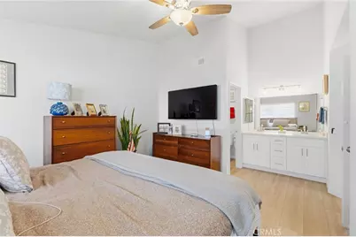 701 S Hayward #18, Anaheim, CA 92804 - Photo 17