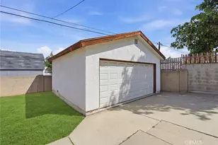 1311 W R, Wilmington, CA 90744 - Photo 5