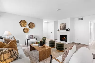 17572 Vandenberg Lane #4, Tustin, CA 92780 - Photo 3