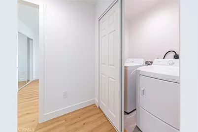 10424 Graham Avenue, Los Angeles, CA 90002 - Photo 15
