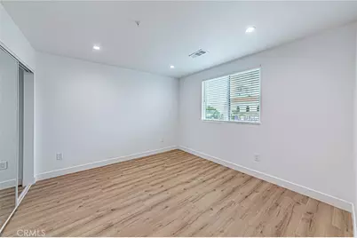 10424 Graham Avenue, Los Angeles, CA 90002 - Photo 13