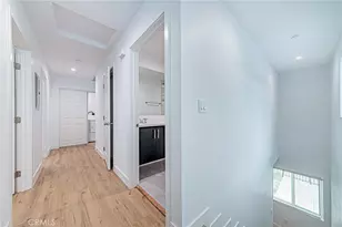 10424 Graham Ave, Los Angeles, CA 90002 - Photo 11