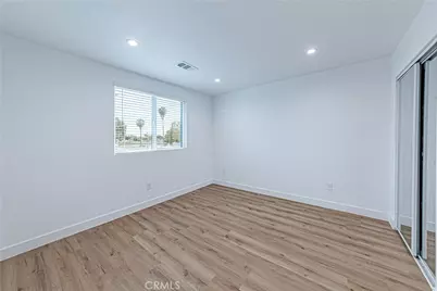 10424 Graham Avenue, Los Angeles, CA 90002 - Photo 33
