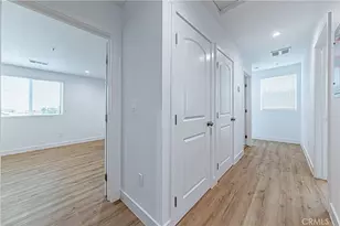 10424 Graham Ave, Los Angeles, CA 90002 - Photo 41