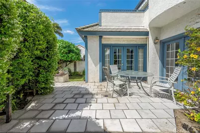 40 E Neapolitan, Long Beach, CA 90803 - Photo 17