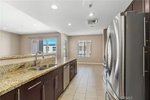 300 E 4th St, Long Beach, CA 90802 - Photo 17