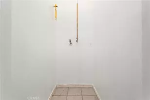 10406 Avalon Blvd, Los Angeles, CA 90003 - Photo 21