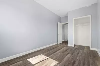 10406 Avalon Boulevard, Los Angeles, CA 90003 - Photo 19