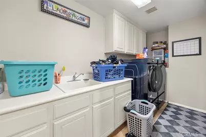 7547 Soaring Bird Court, Jurupa, CA 92880 - Photo 17