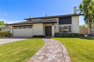 939 Nottingham, Corona, CA 92878 - Photo 5