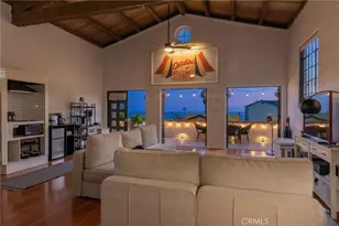 209 E Whittley, Avalon, CA 90704 - Photo 3