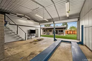 17522 Pine Cir, Yorba Linda, CA 92886 - Photo 37