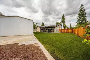 17522 Pine Cir, Yorba Linda, CA 92886 - Photo 35