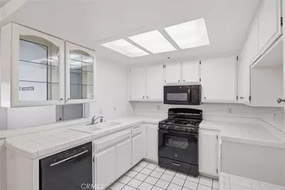 1501 Brea #50, Fullerton, CA 92835 - Photo 15
