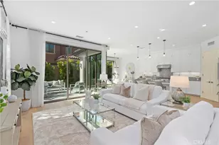 201 Fiore, Irvine, CA 92602 - Photo 3