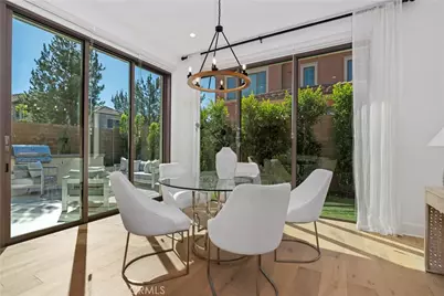 201 Fiore, Irvine, CA 92602 - Photo 17