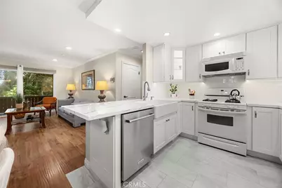 10460 E Briar Oaks #B, Stanton, CA 90680 - Photo 3