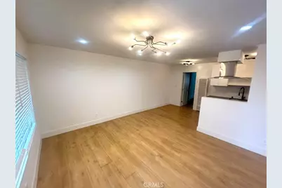 2626 Cloverfield, Santa Monica, CA 90405 - Photo 5