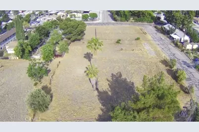 25237 Bessant, San Bernardino, CA 92404 - Photo 3