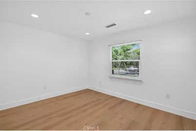 155 Pasadena, Tustin, CA 92780 - Photo 11