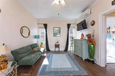 1738 E 4th Street #15, Long Beach, CA 90802 - Photo 3