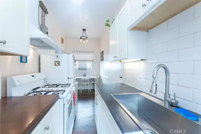1738 E 4th Street #15, Long Beach, CA 90802 - Photo 13
