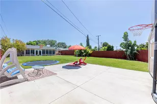 1519 Victoria, Fullerton, CA 92831 - Photo 59