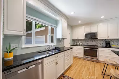 1519 Victoria, Fullerton, CA 92831 - Photo 3