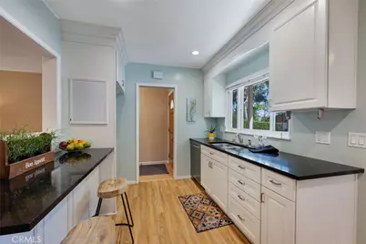 1519 Victoria, Fullerton, CA 92831 - Photo 5