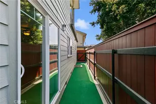 1050 E 5th, Long Beach, CA 90802 - Photo 17