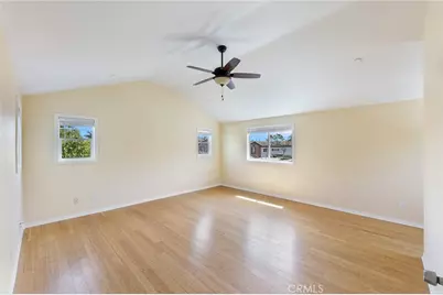 1050 E 5th, Long Beach, CA 90802 - Photo 9