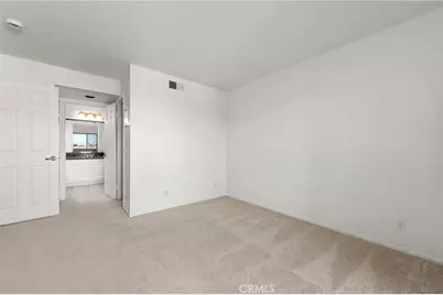 3440 Hathaway Avenue #323, Long Beach, CA 90815 - Photo 15