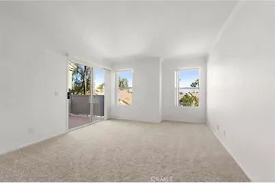 3440 Hathaway Avenue #323, Long Beach, CA 90815 - Photo 5