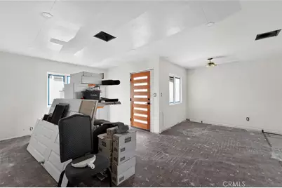 15021 Sylvan, Van Nuys, CA 91411 - Photo 5