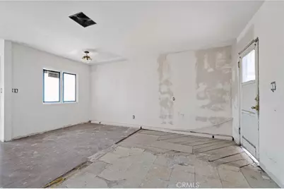 15021 Sylvan, Van Nuys, CA 91411 - Photo 7