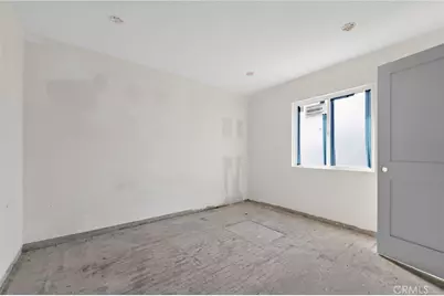 15021 Sylvan, Van Nuys, CA 91411 - Photo 11