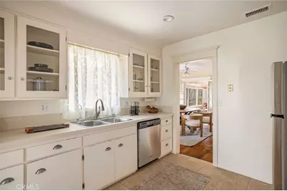 3746 Ocean View Avenue, Los Angeles, CA 90066 - Photo 19