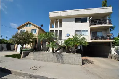 129 N Cabrillo Avenue, San Pedro, CA 90731 - Photo 1