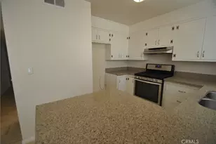 129 N Cabrillo Ave, San Pedro, CA 90731 - Photo 33