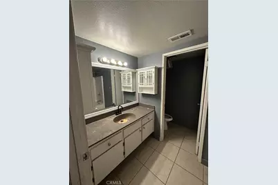 165 Racquet Club Expressway, Compton, CA 90220 - Photo 29