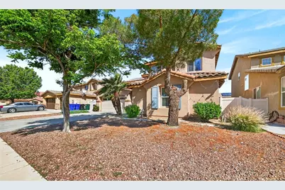 12448 Los Pinos, Victorville, CA 92392 - Photo 3