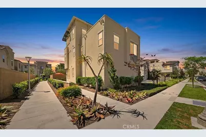 586 S Motif Street, Anaheim, CA 92805 - Photo 3