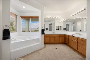 17073 Grove Dr, Riverside, CA 92503 - Photo 35