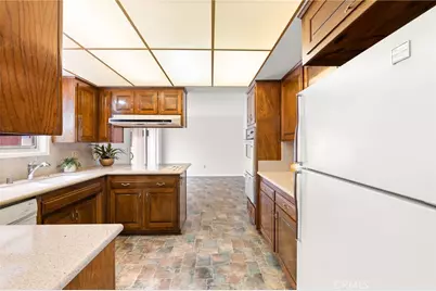 7970 E Ring Street, Long Beach, CA 90808 - Photo 13